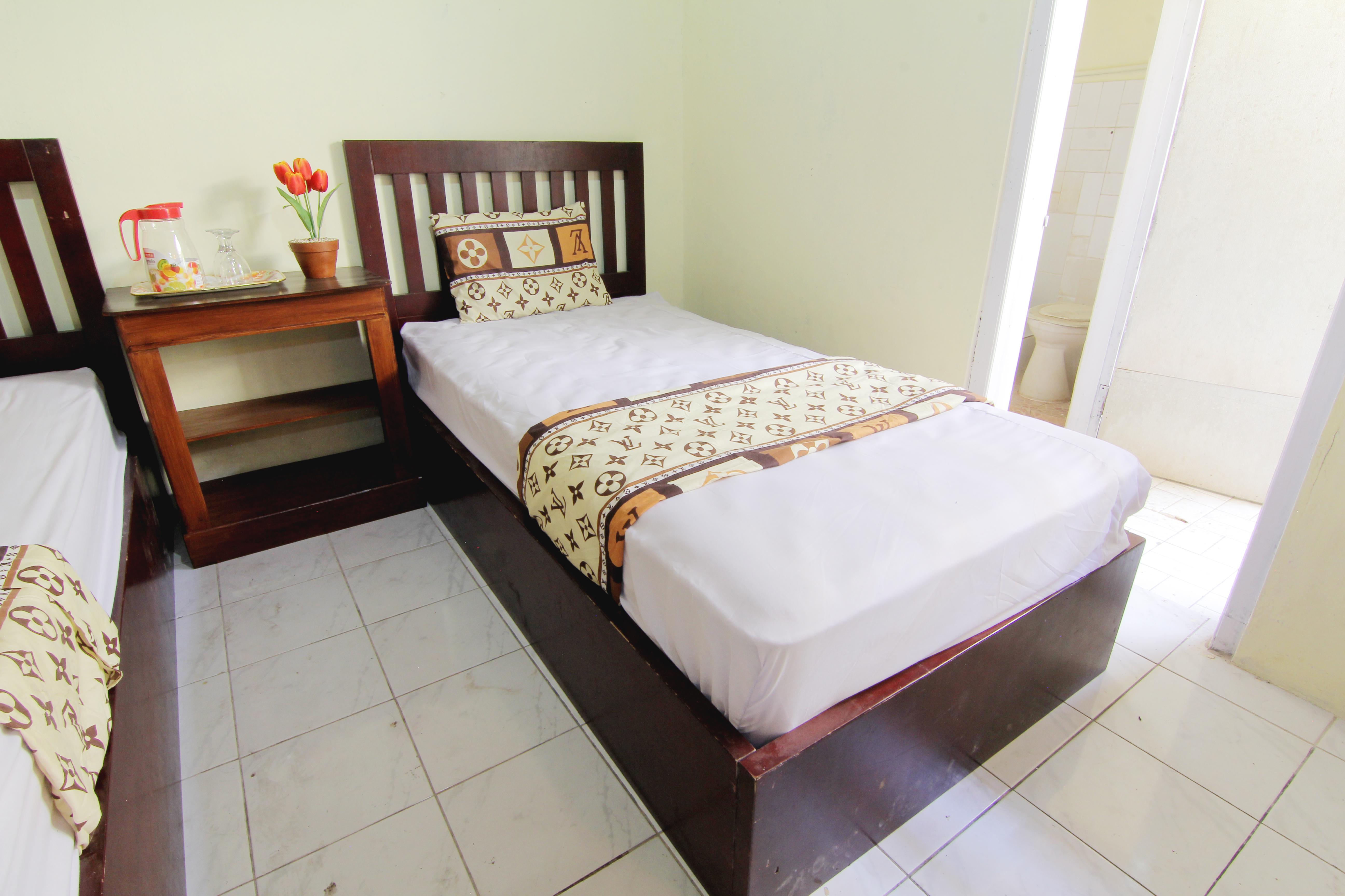 Griya Lowanu Yogyakarta Ngoại thất bức ảnh
